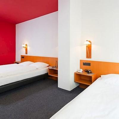 Hotel A&o 2*